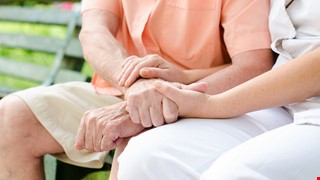 Causes of Eating Difficulties in Patients with Dementia 失智症病人進食有什麼困難？