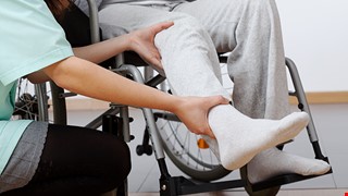 Patient Safety with Fall Prevention-Hospitalization 病人安全 如何預防跌倒-住院篇