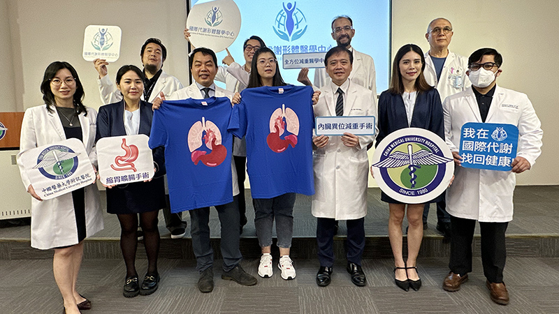 35歲女罕見「鏡面人」 重度肥胖健康問題多 中醫大附醫執行世界首例「內臟全轉位」縮胃曠腸減重手術 術後四個月 成功剷肥20公斤